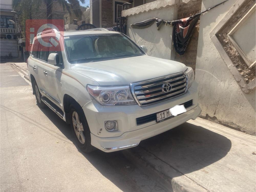 تويوتا لاندكروزر